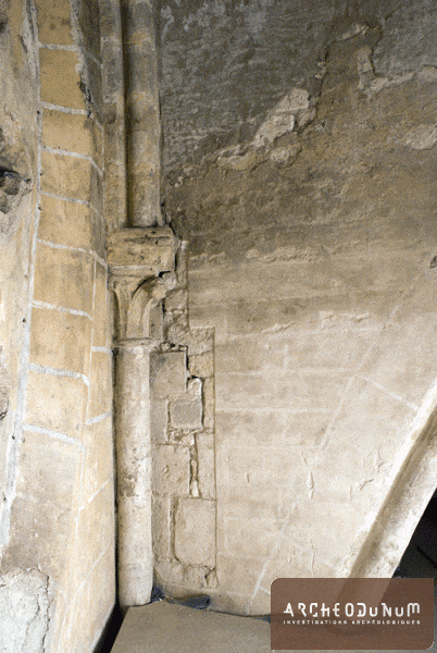 Chartres - Fenêtre d'observation des maçonneries